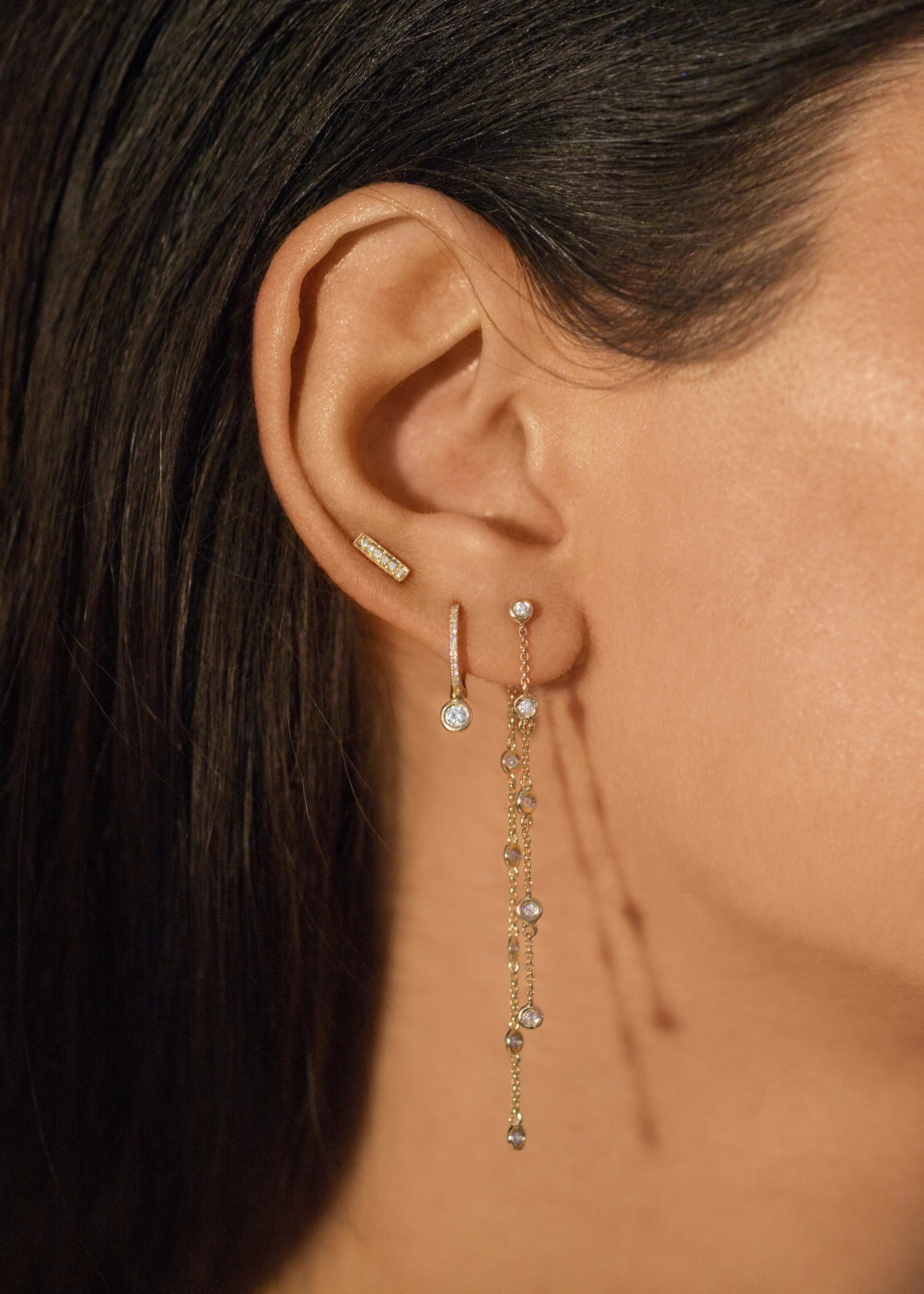 14KT GOLD DIAMOND MINI BAR EARRING