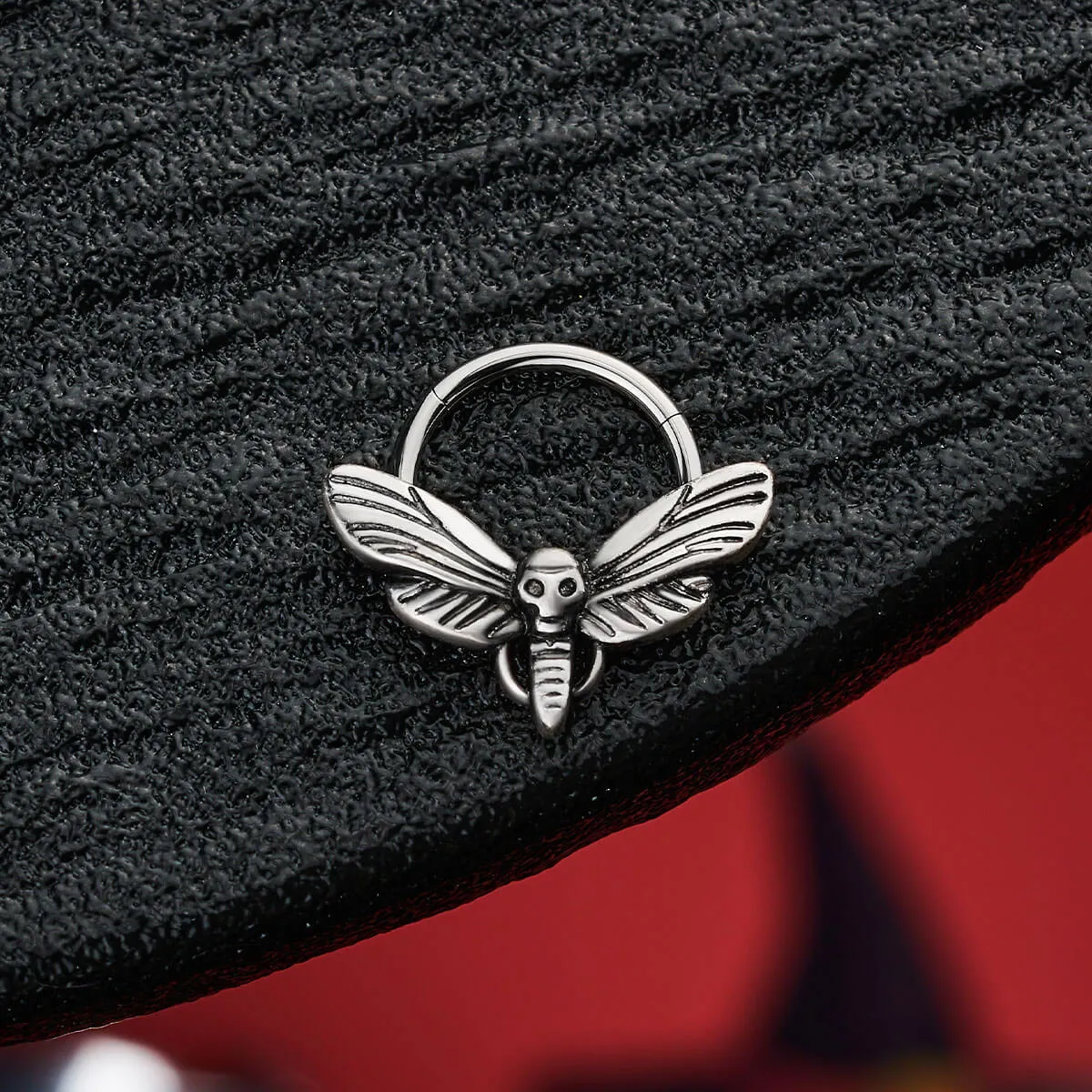 16G Skull Head Moth Septum Ring
