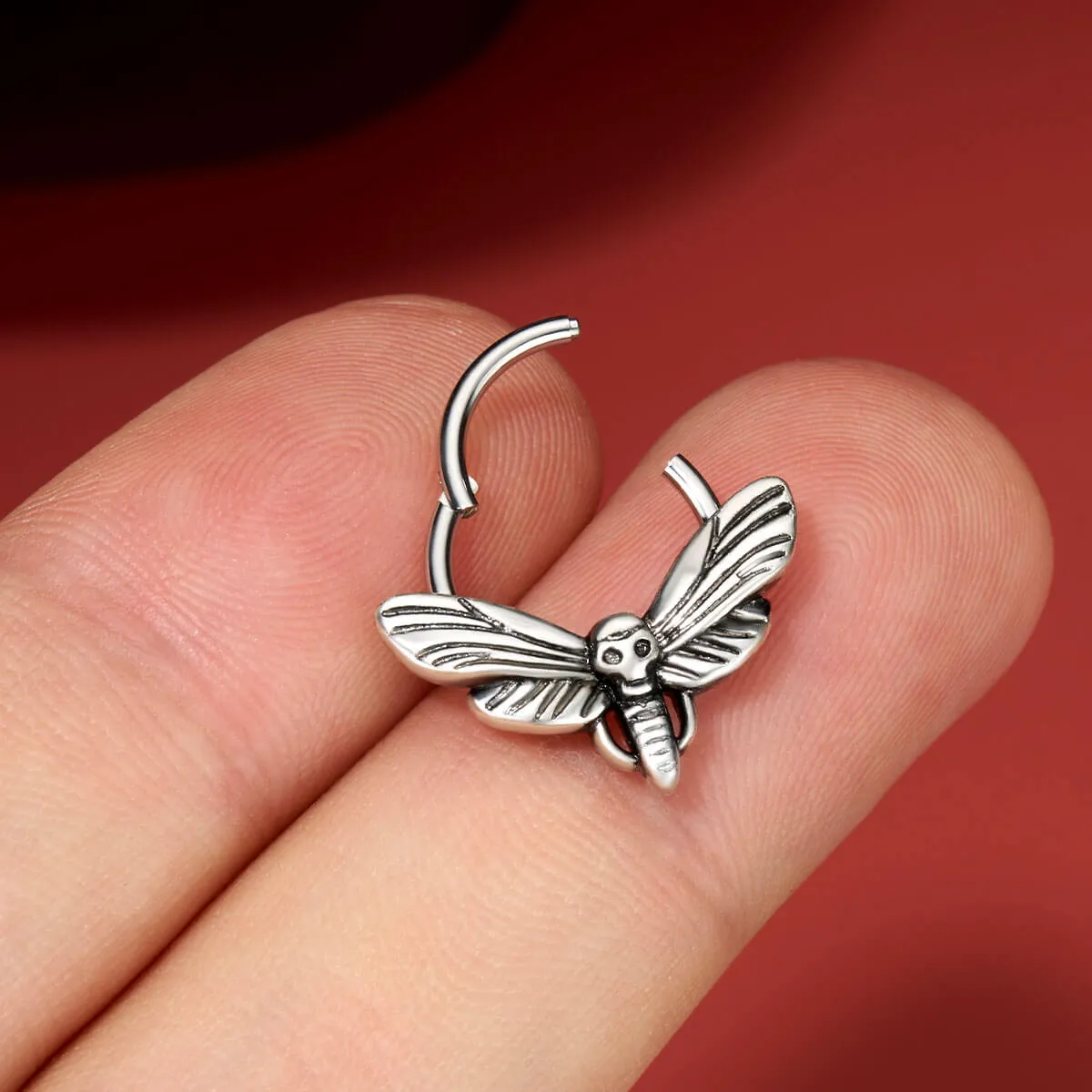 16G Skull Head Moth Septum Ring
