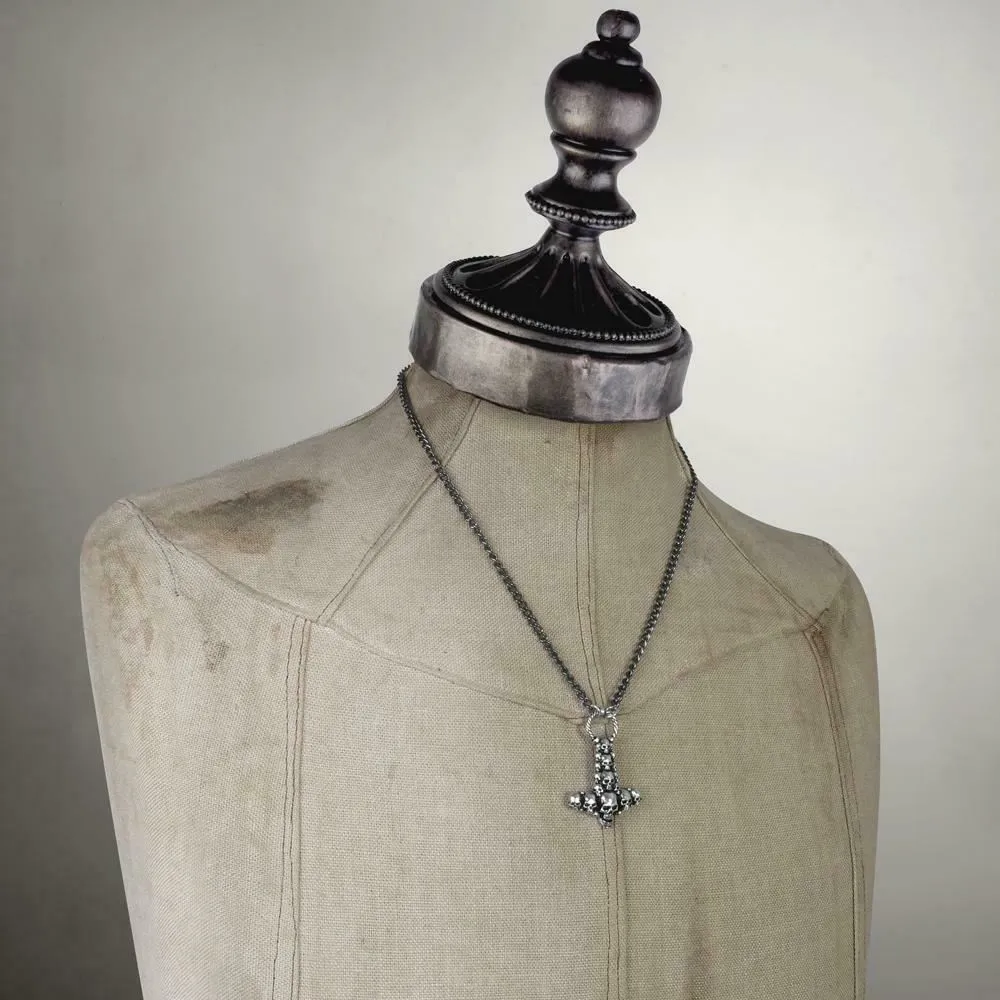 Alchemy Gothic P754  Skullhammer Necklace Pendant