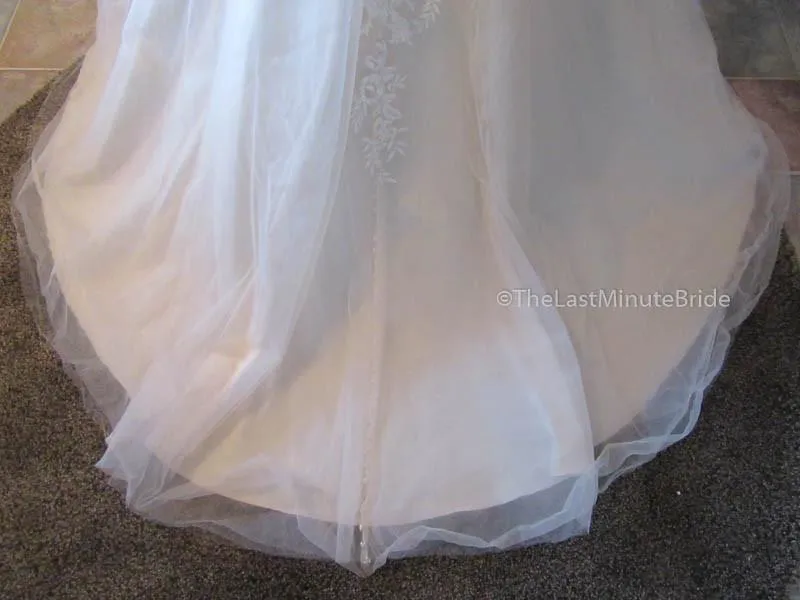 Allure Bridals 2809