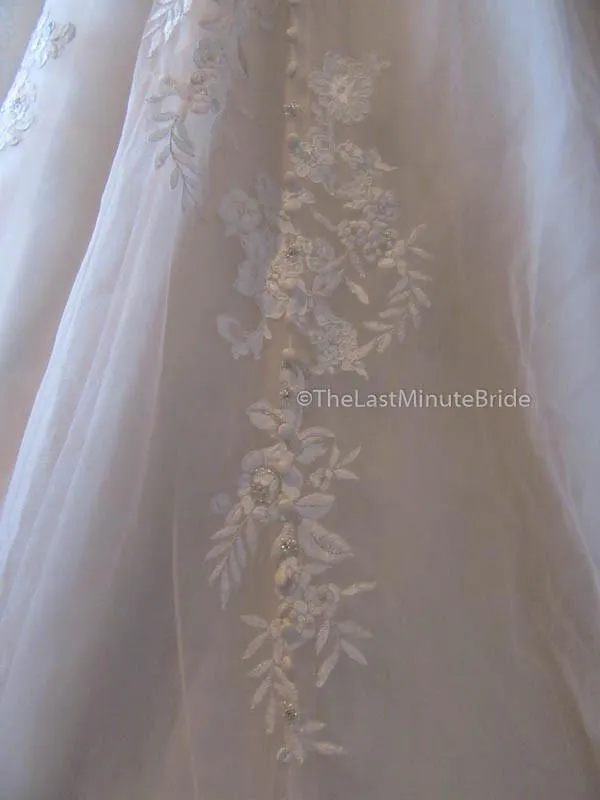 Allure Bridals 2809