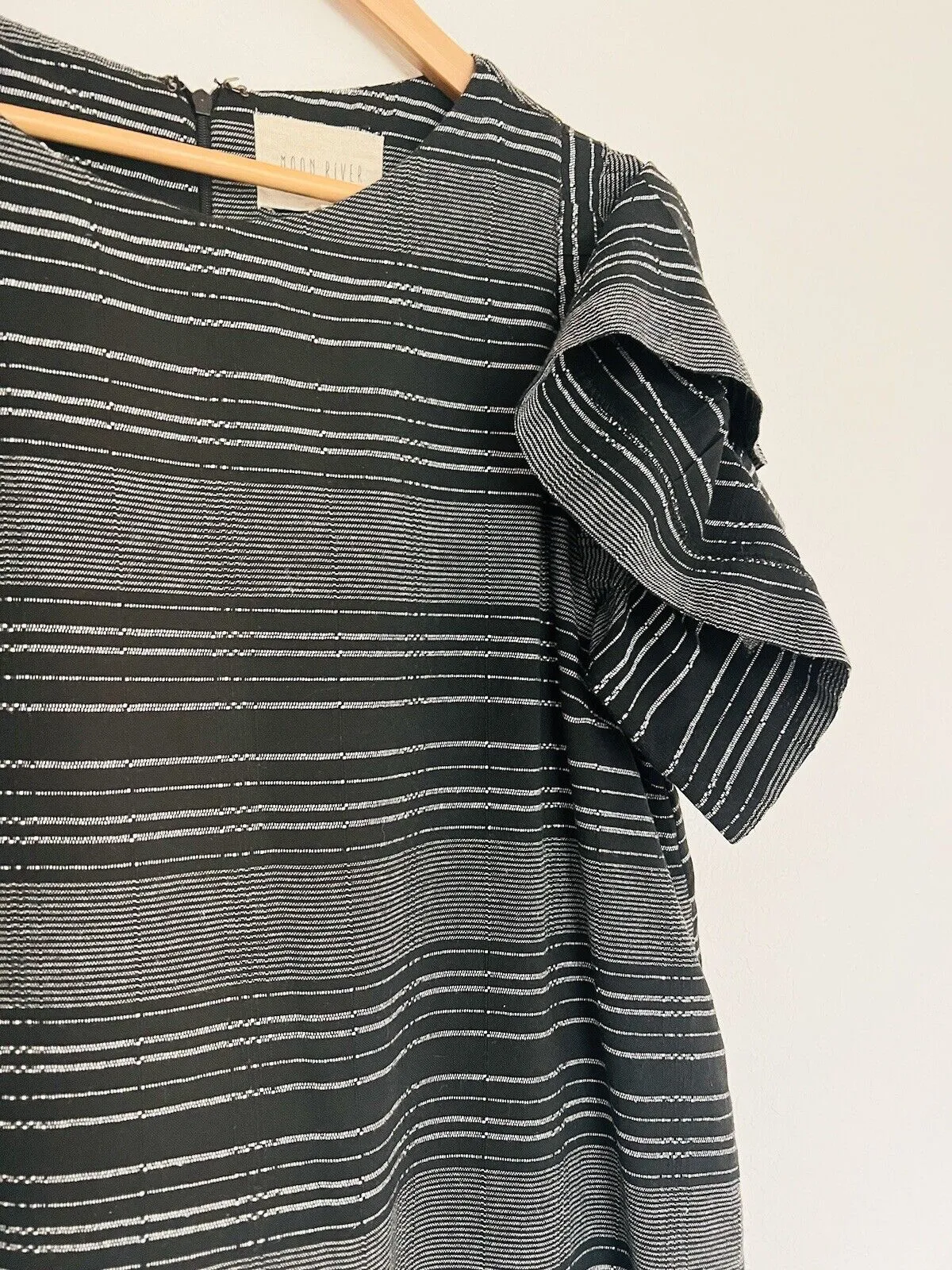 ANTHROPOLOGIE Moon River Dress Sz S Woven Flutter Sleeve Black Striped Boho