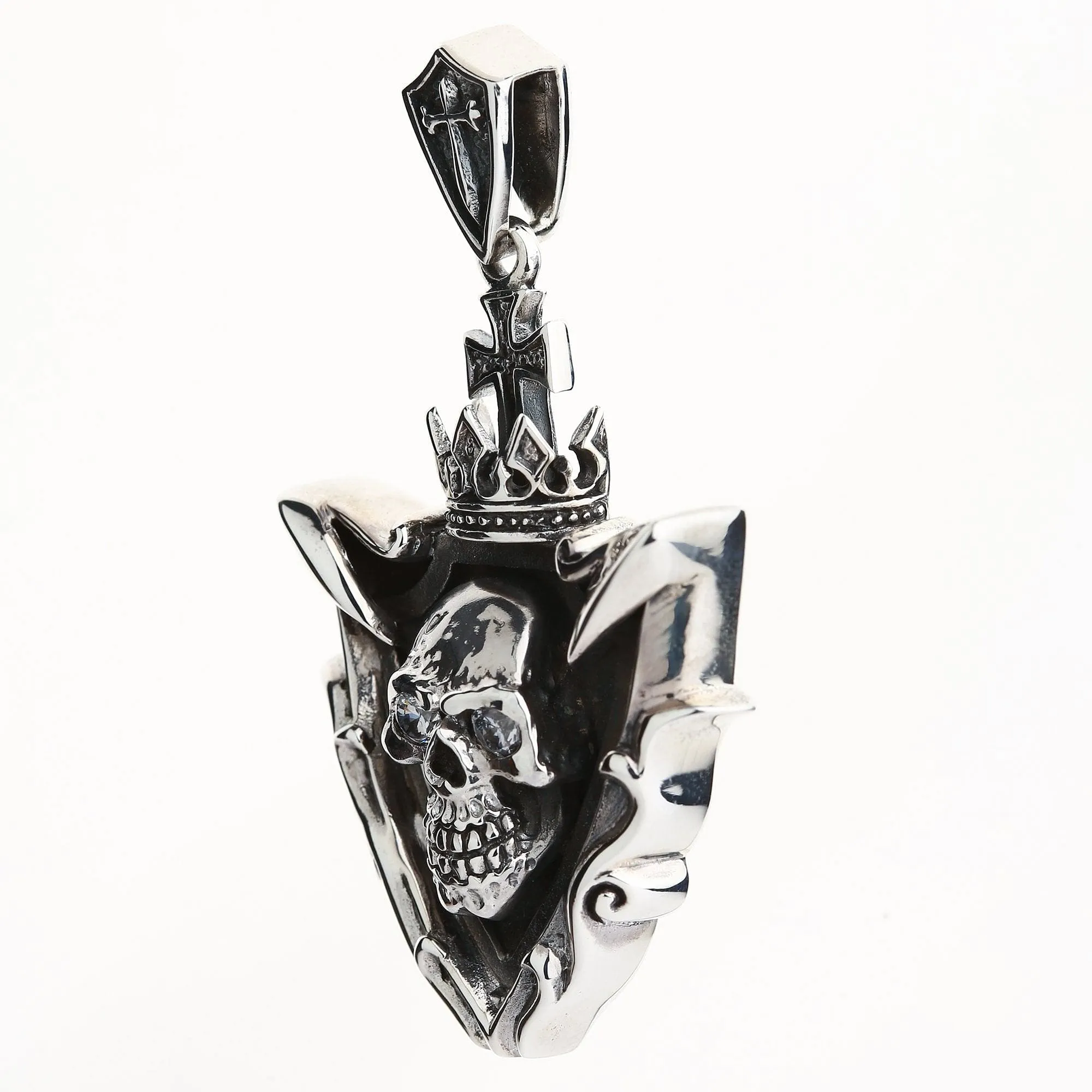 Blade Tribal Sterling Silver Diamond Eyes Skull Pendant