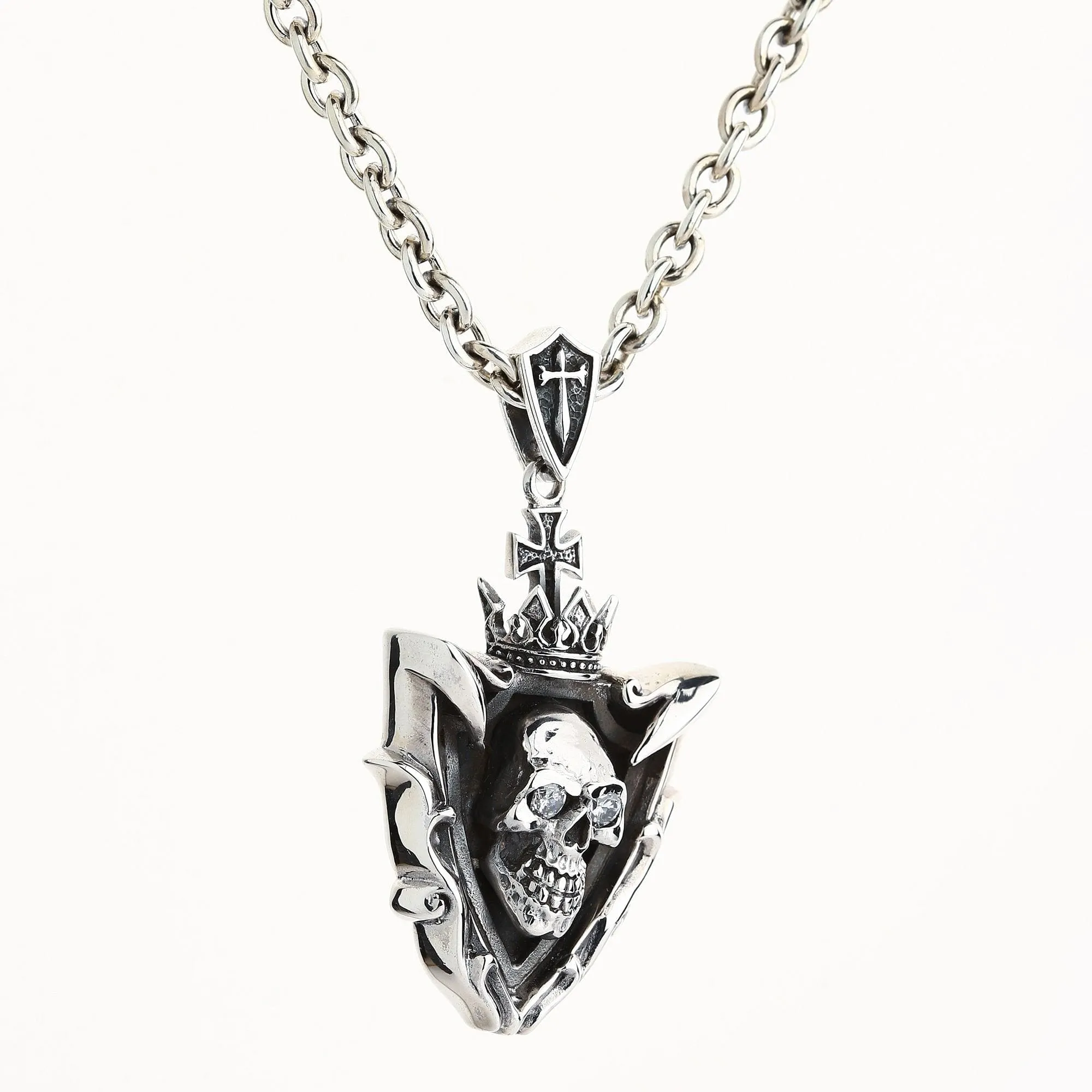 Blade Tribal Sterling Silver Diamond Eyes Skull Pendant