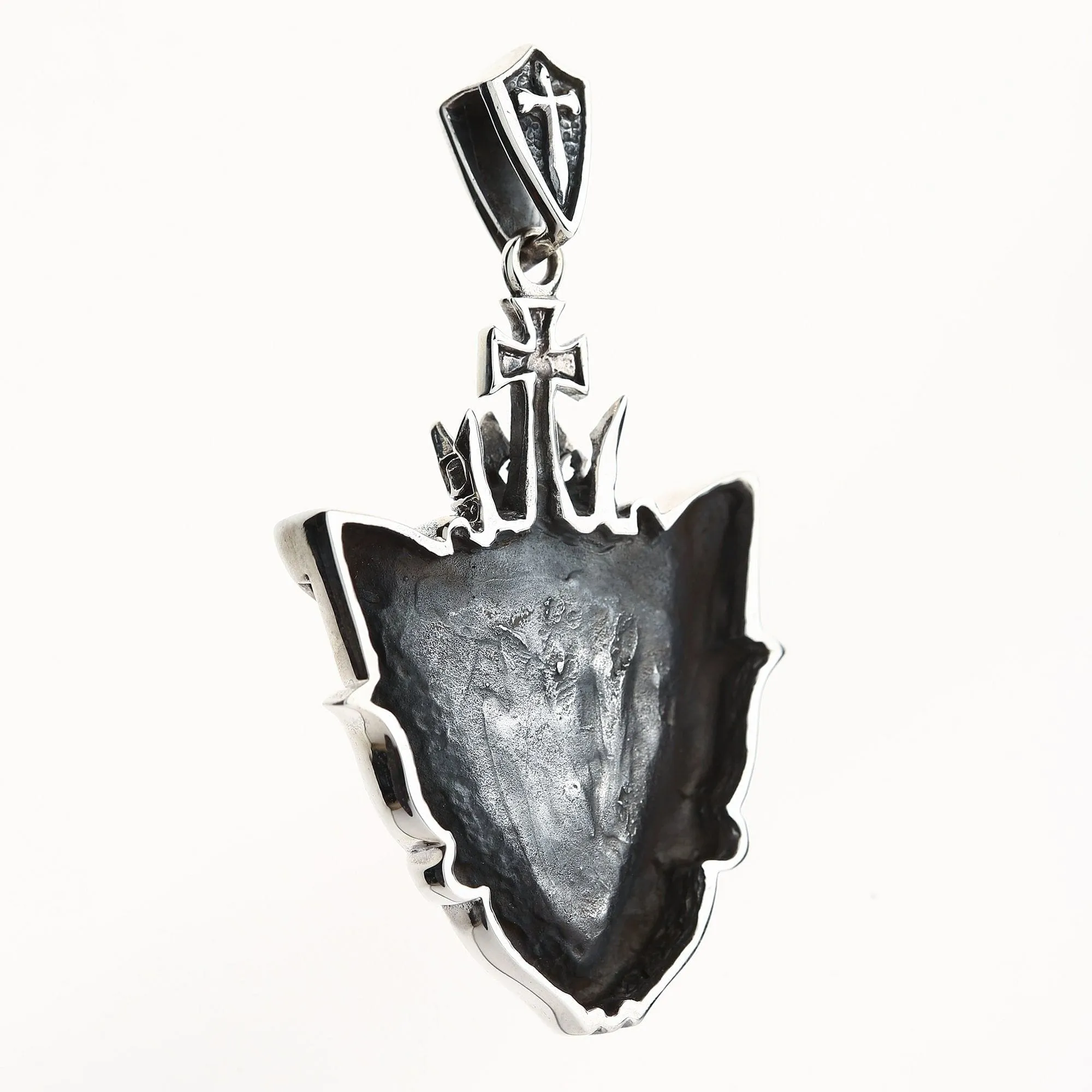 Blade Tribal Sterling Silver Diamond Eyes Skull Pendant