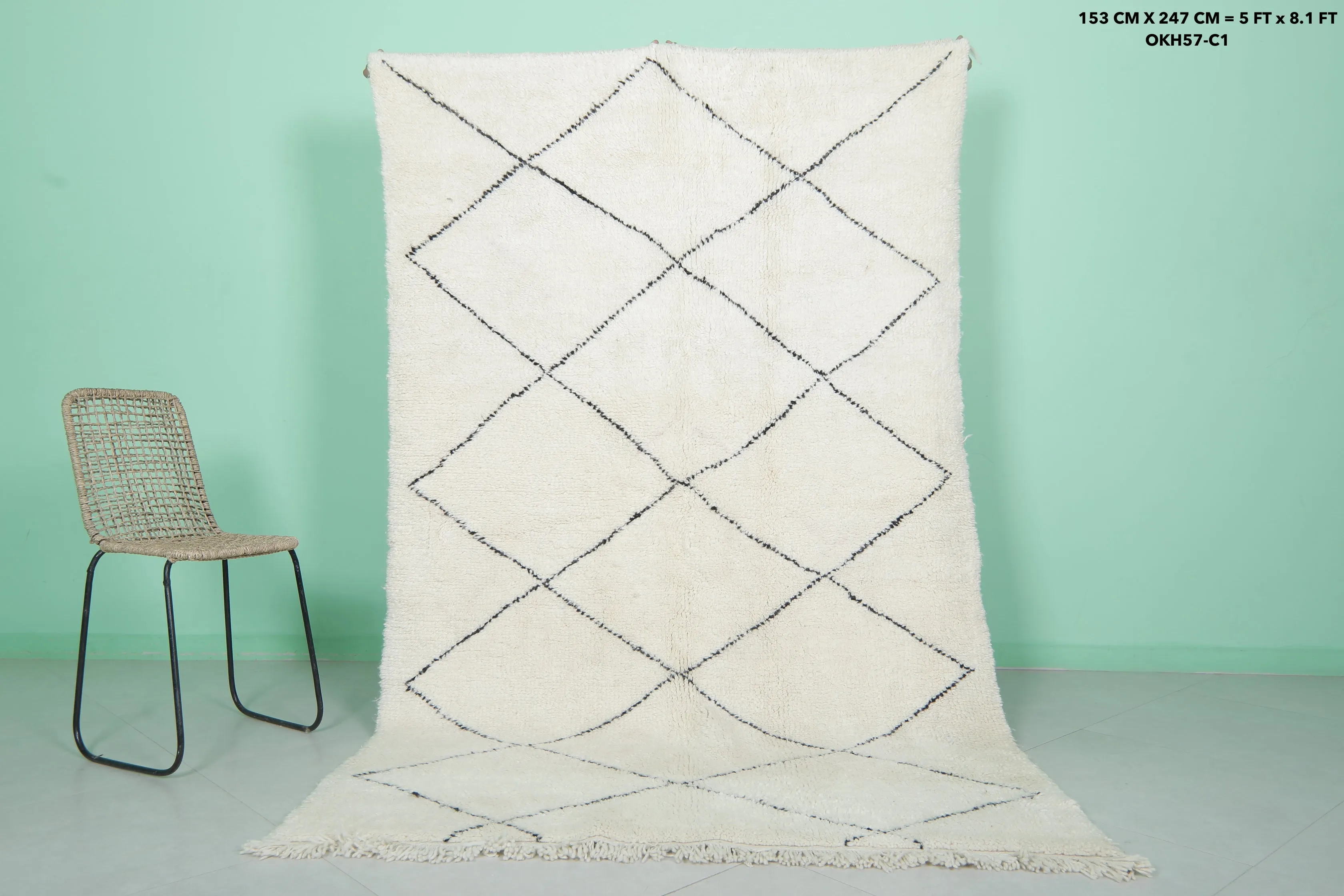 Diamond Moroccan Rug - 5 x 8.1 Feet | Handcrafted Wool Elegance