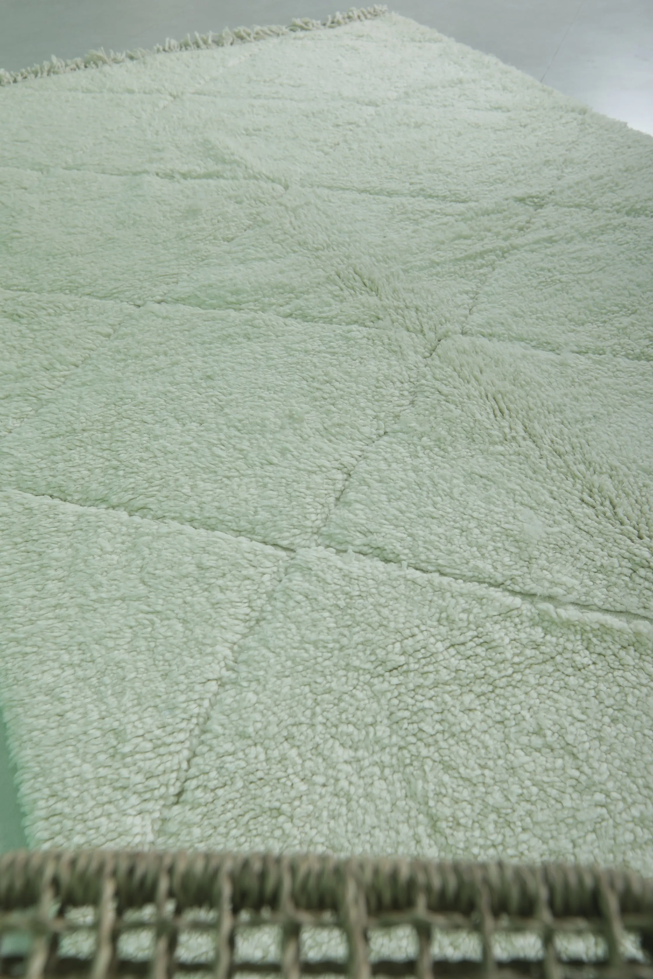 Diamond Moroccan Rug - 5.1 x 8.6 Feet | Handwoven Wool with Subtle Diamond Pattern