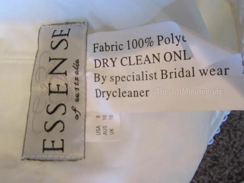 Essense of Australia D1999 size 8