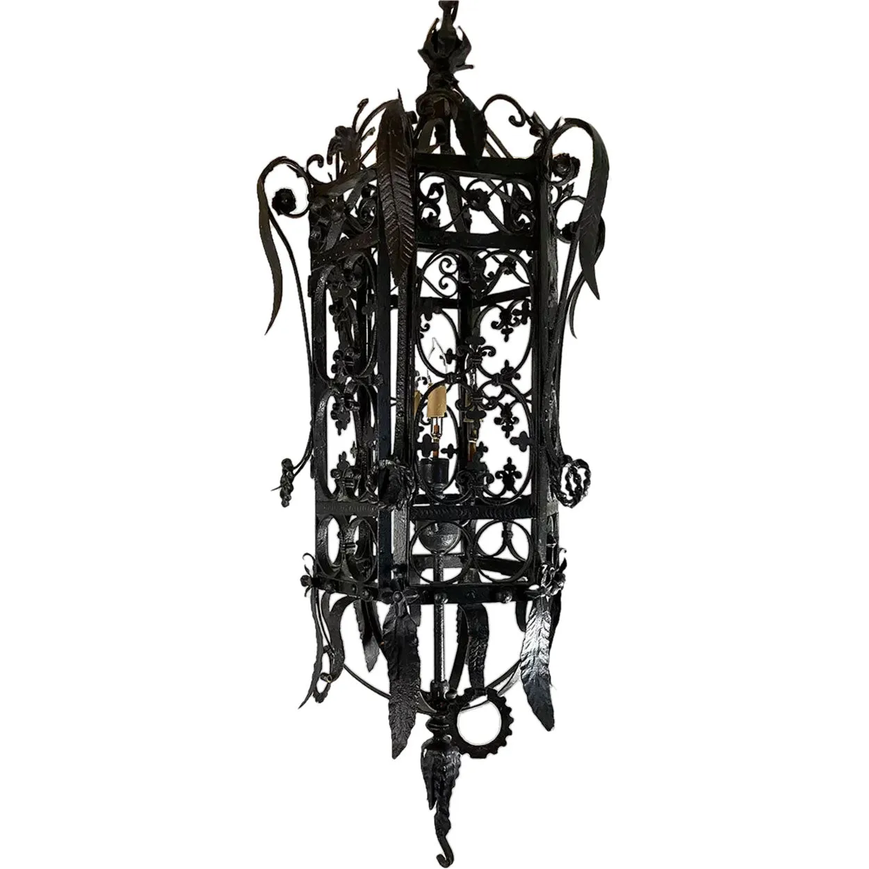 Fine Large American Wrought Iron Three-Light Hanging Pendant Lantern