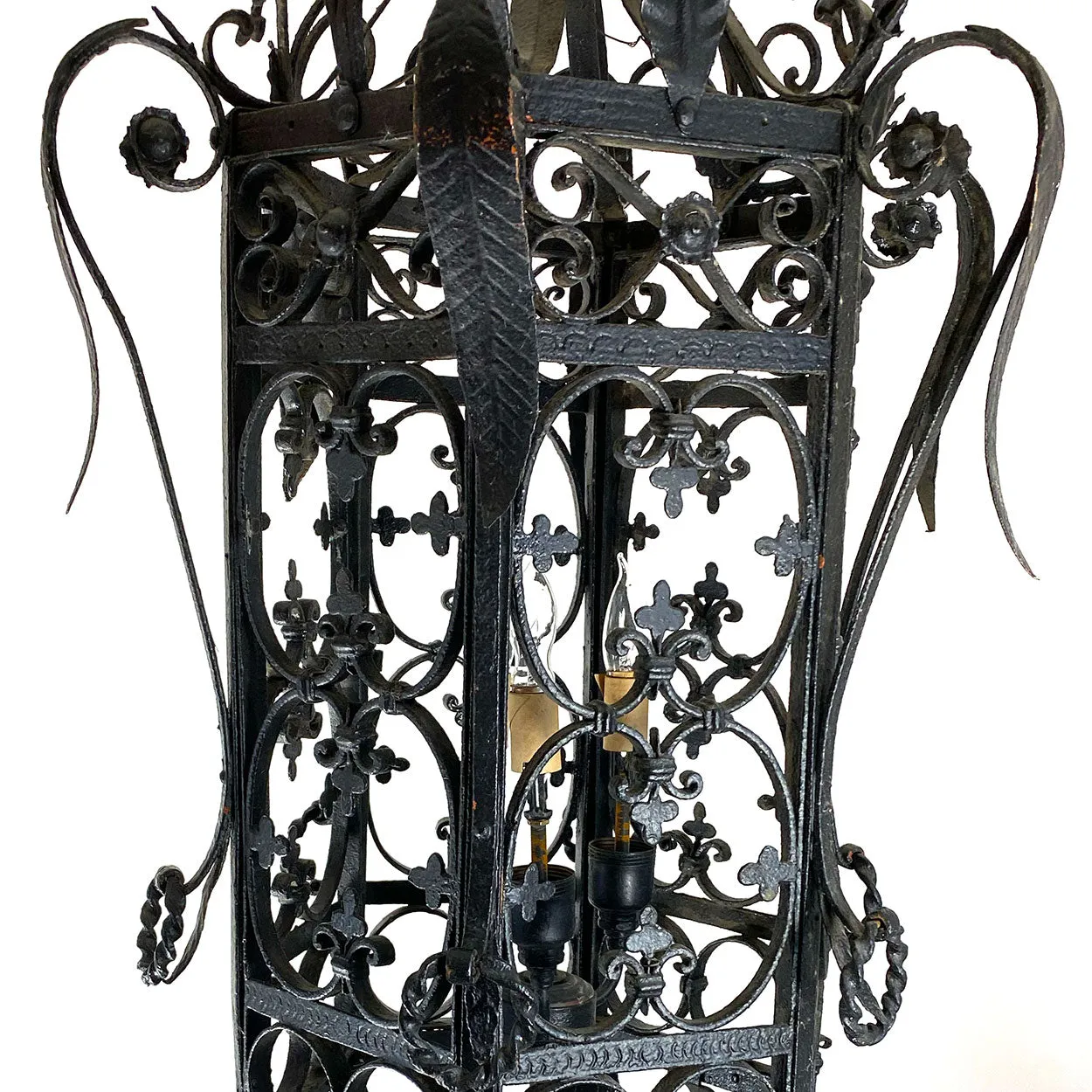 Fine Large American Wrought Iron Three-Light Hanging Pendant Lantern