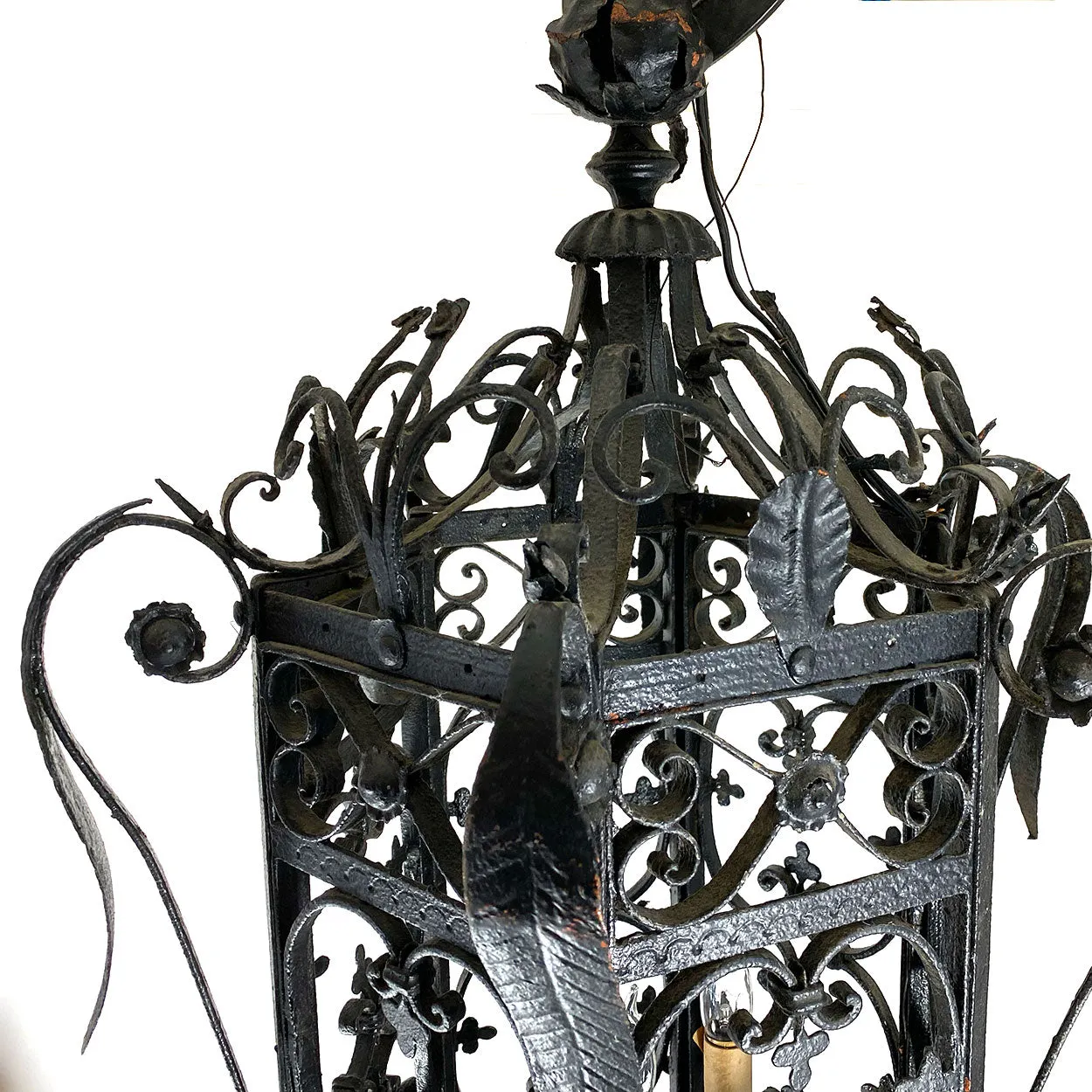 Fine Large American Wrought Iron Three-Light Hanging Pendant Lantern