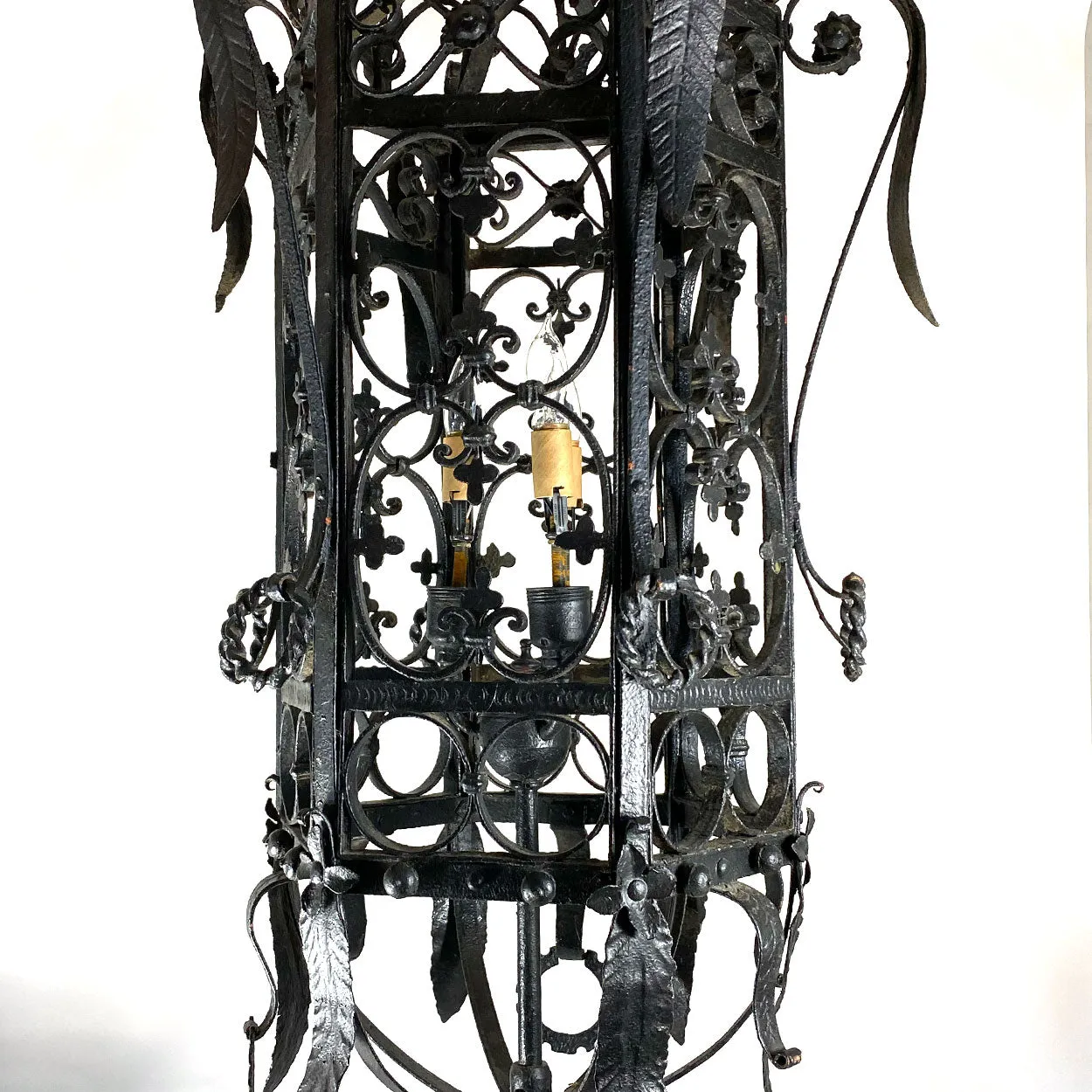 Fine Large American Wrought Iron Three-Light Hanging Pendant Lantern