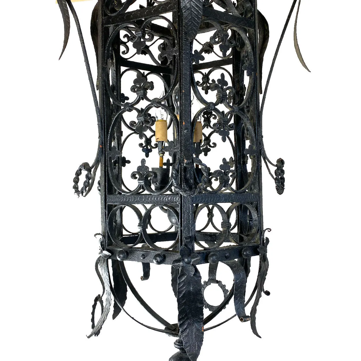 Fine Large American Wrought Iron Three-Light Hanging Pendant Lantern