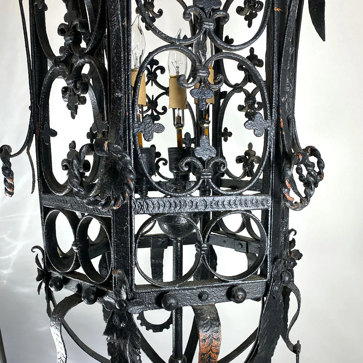 Fine Large American Wrought Iron Three-Light Hanging Pendant Lantern