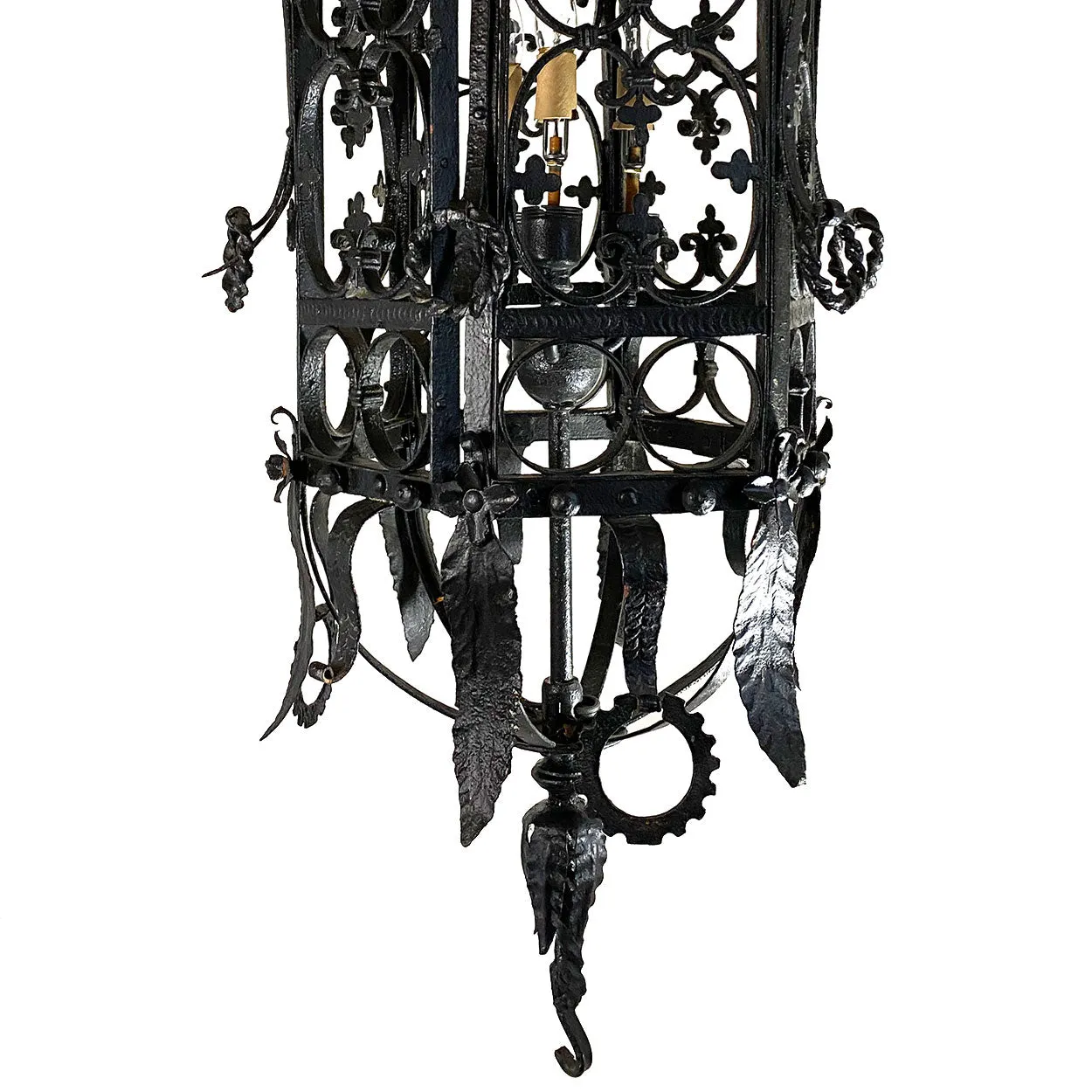 Fine Large American Wrought Iron Three-Light Hanging Pendant Lantern