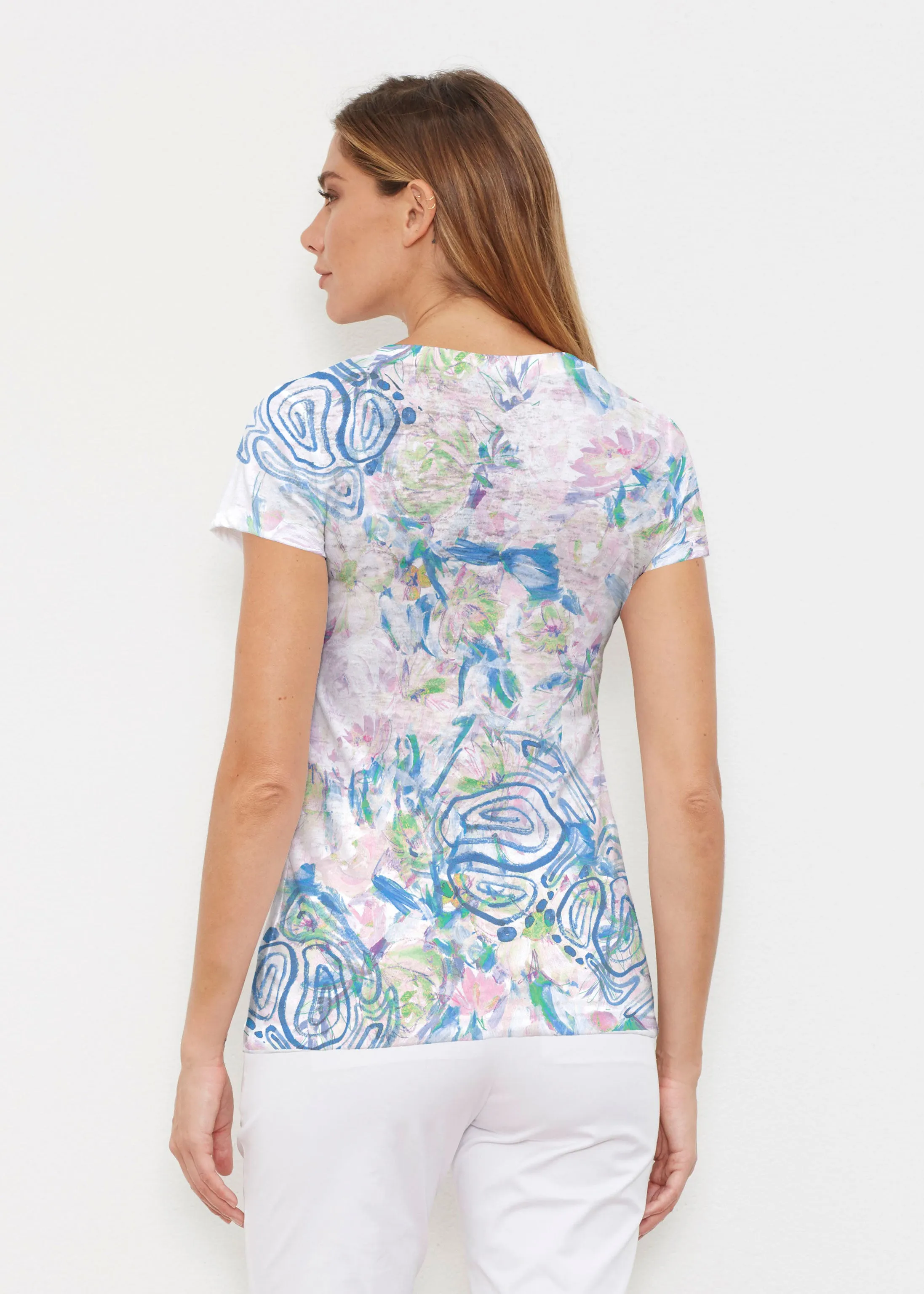 GiGi (17251) ~ Signature Cap Sleeve V-Neck Shirt