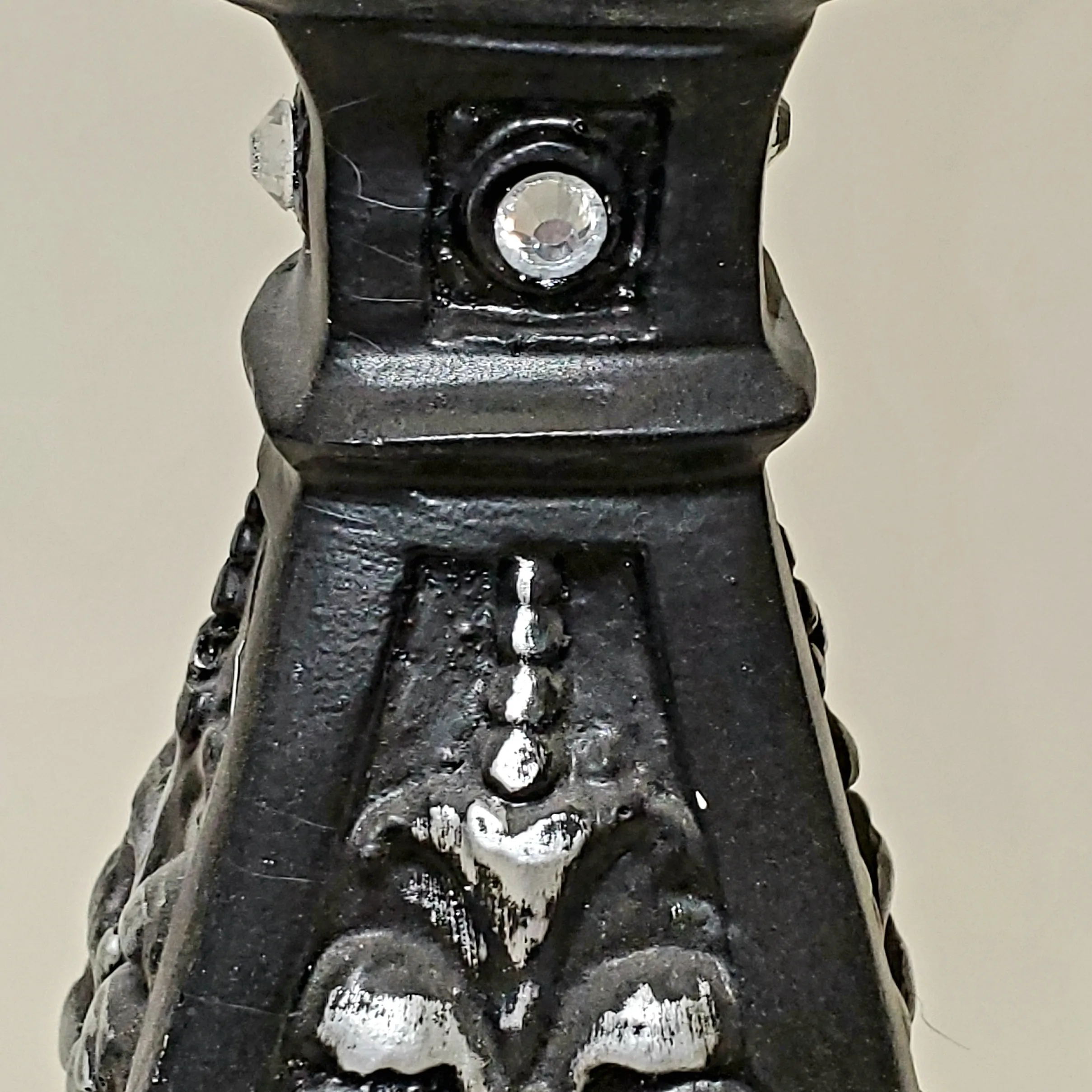 Grand Gothique Candle holder