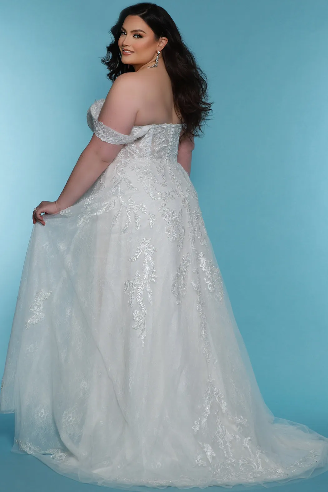 Halle Wedding Dress