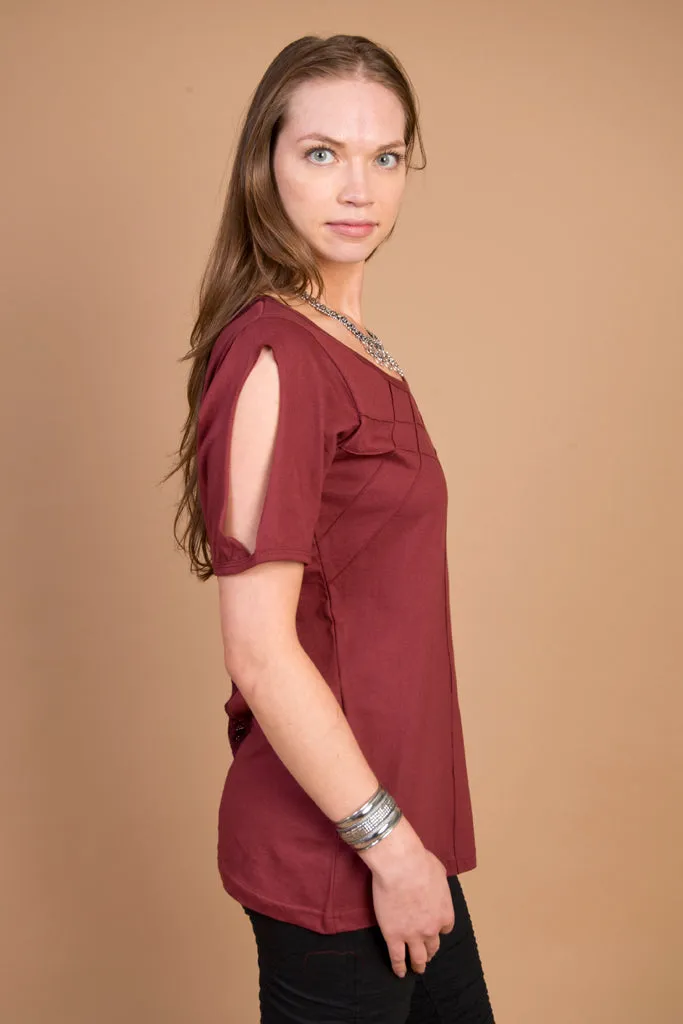 Isabella Tee