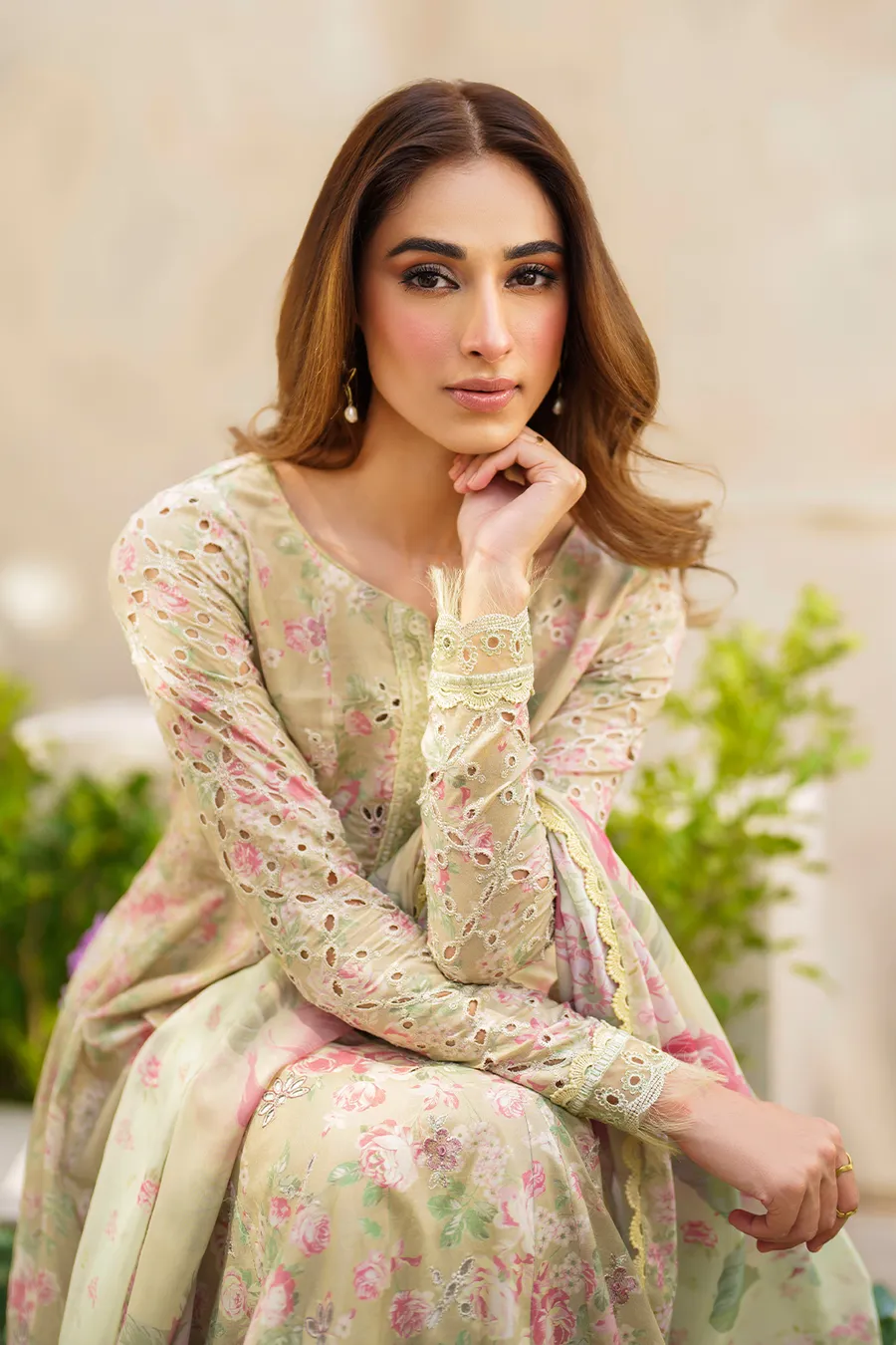IZNIK | FESTIVE LAWN '24 | SFL-05 EMBROIDERED LAWN