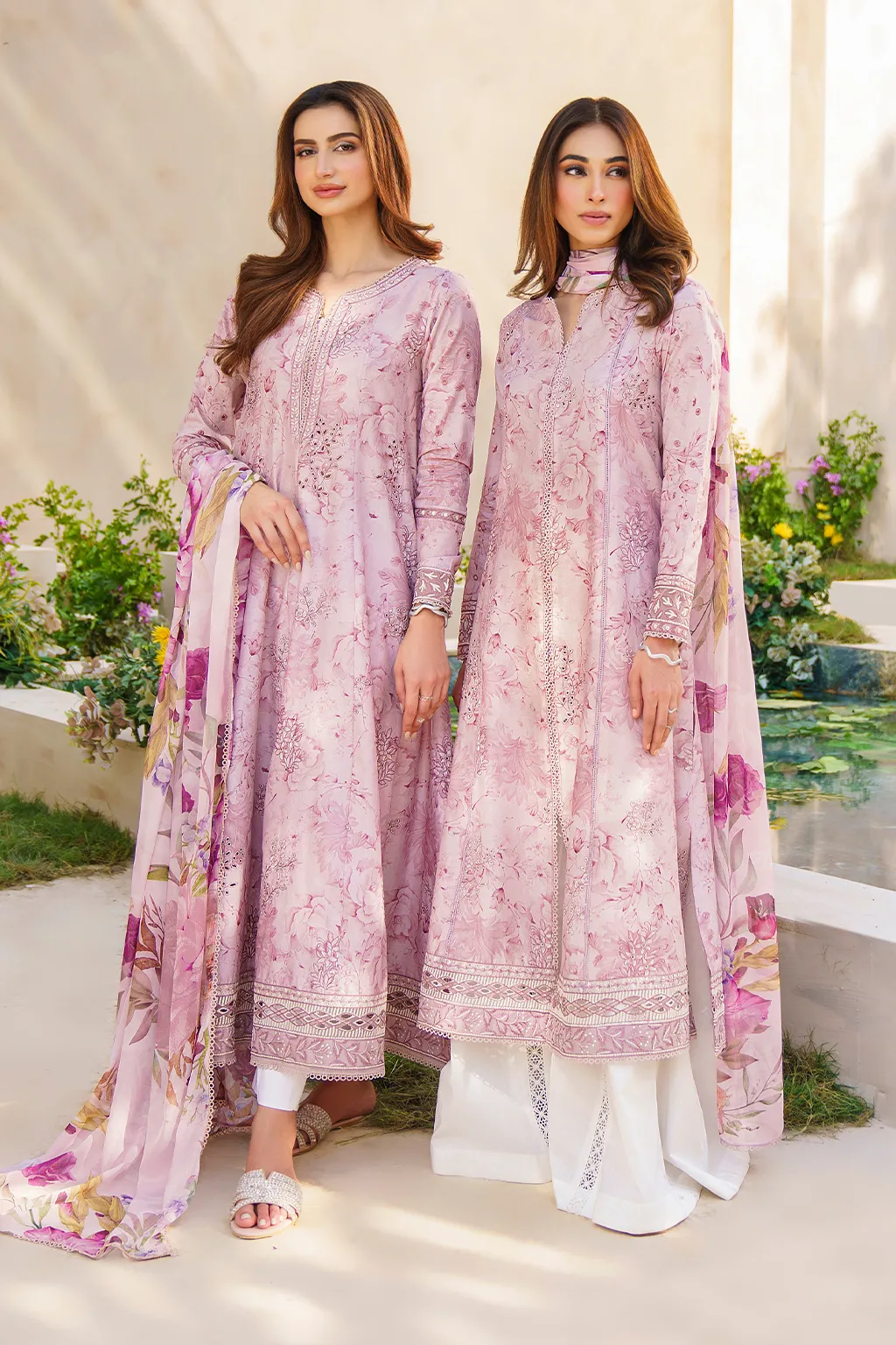 IZNIK | FESTIVE LAWN '24 | SFL-06 EMBROIDERED LAWN