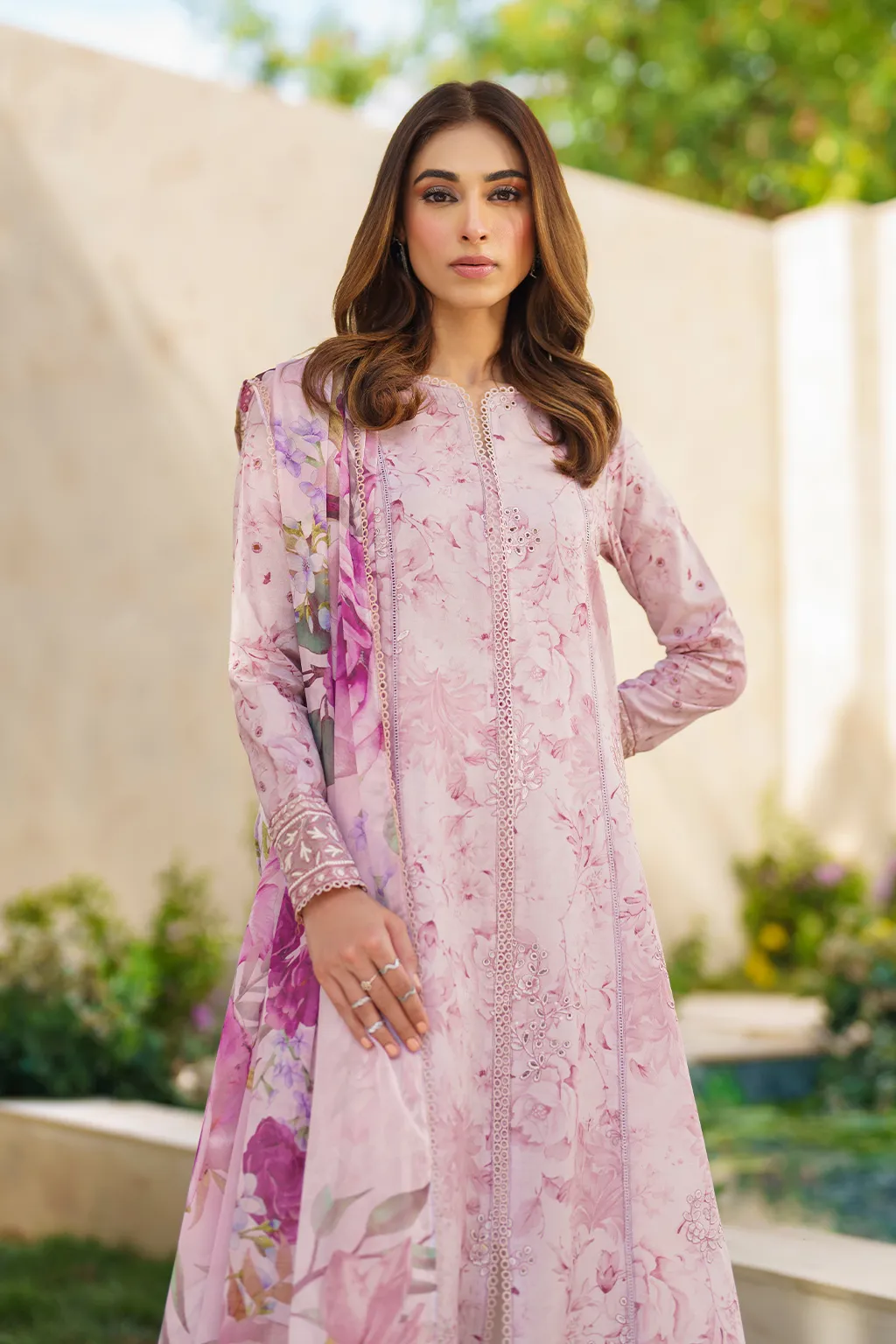 IZNIK | FESTIVE LAWN '24 | SFL-06 EMBROIDERED LAWN