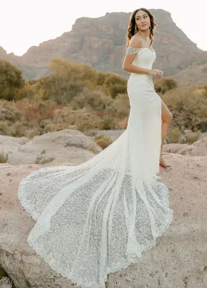 Jianna Bridal Gown in Lily