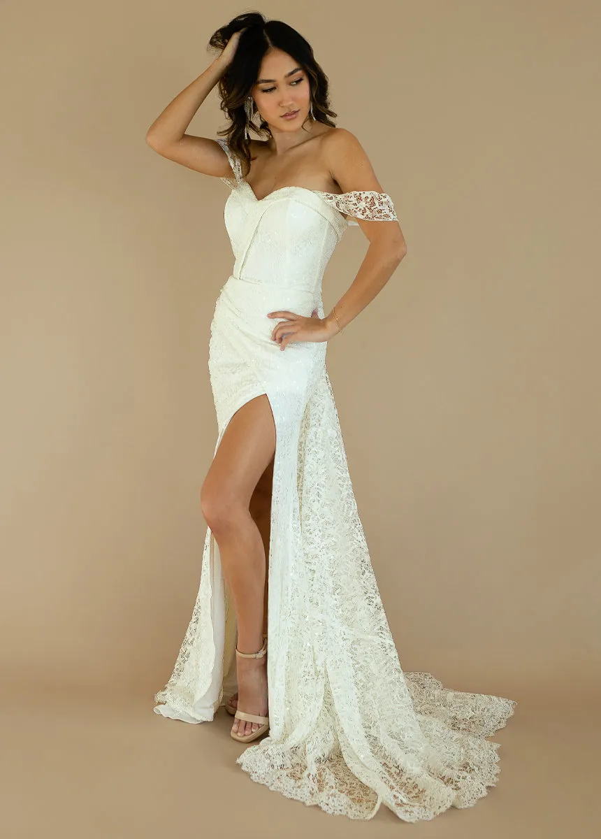 Jianna Bridal Gown in Lily