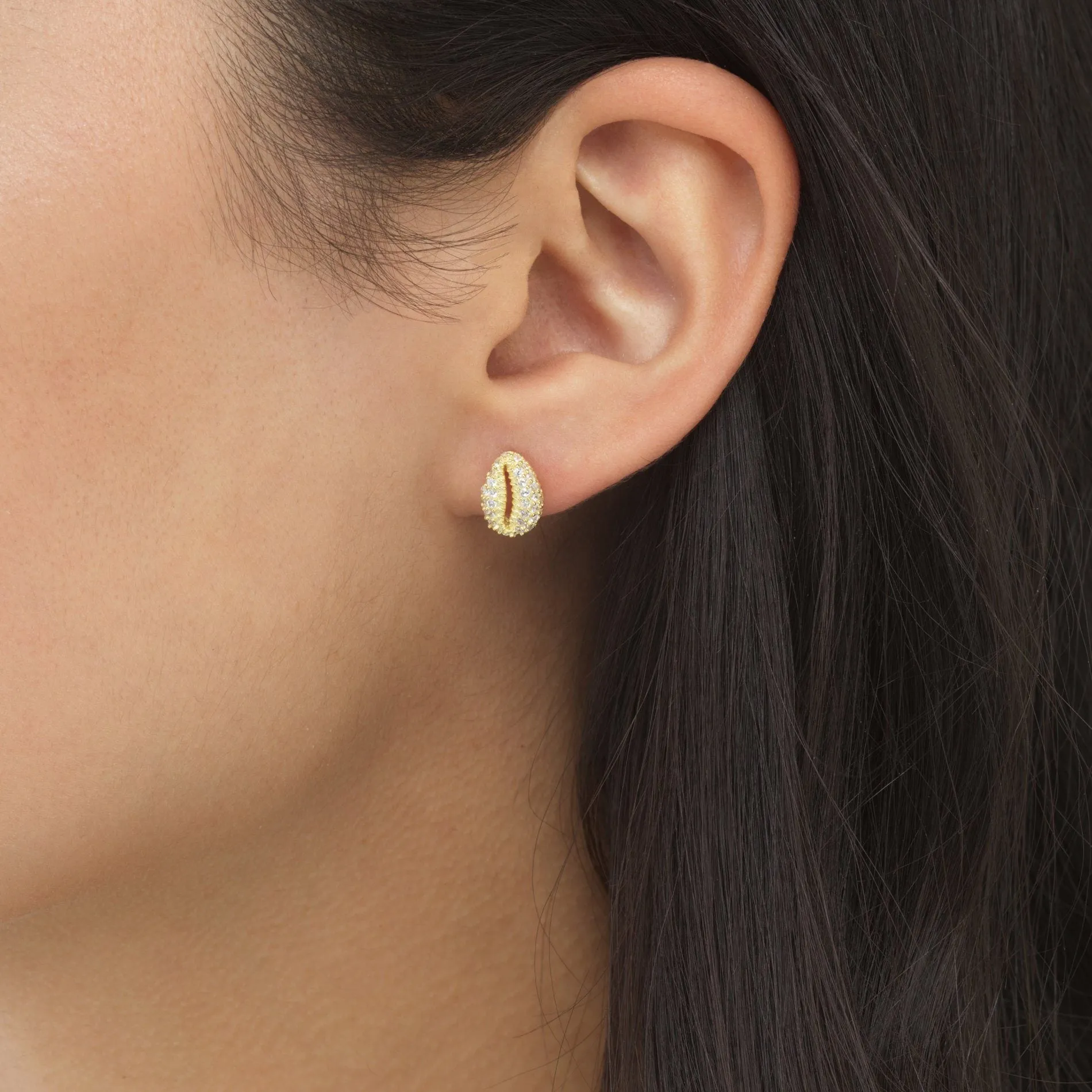 Pavé Shell Stud Earring