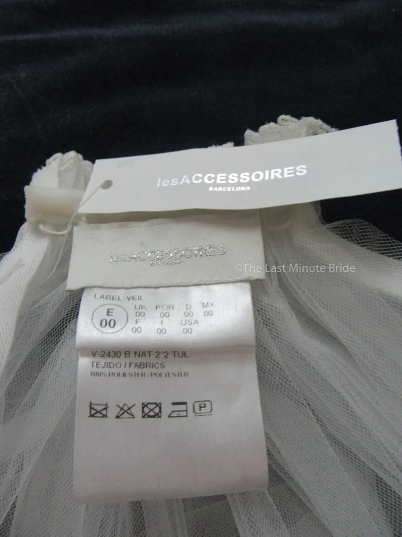 Pronovias Bridal Veil Style V-2430