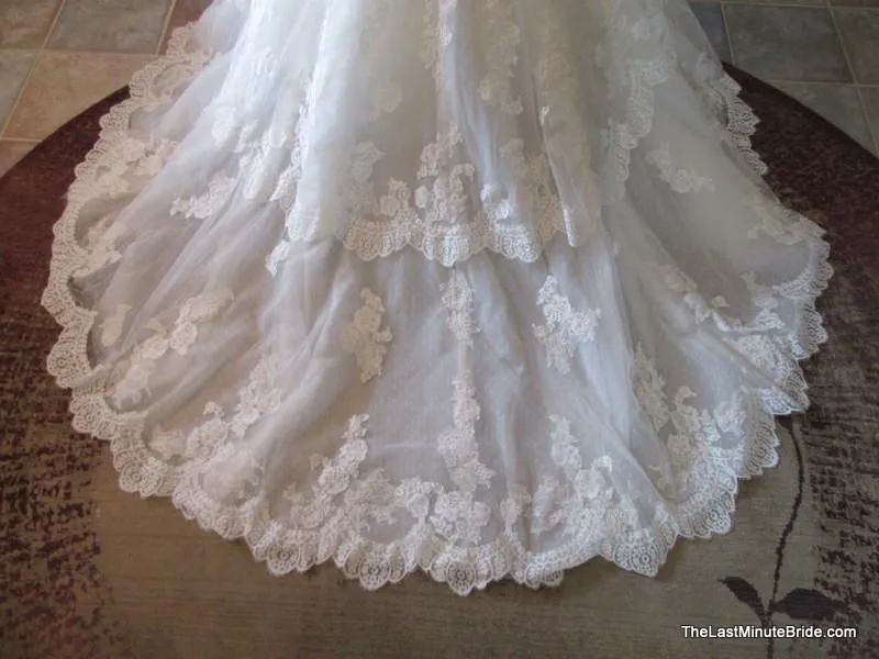 Pronovias Phoebe