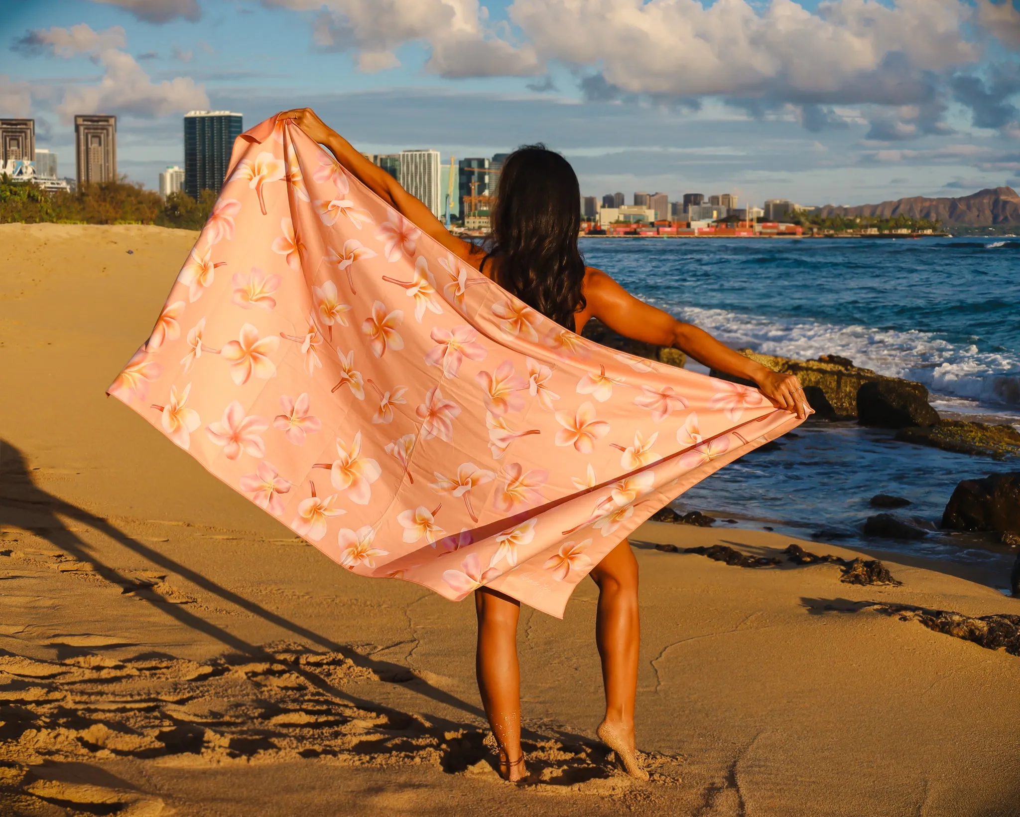 Sand Free Towel - “Pua Party”