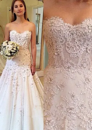 Satin A-Line Wedding Dress Strapless Ivory Lace Tulle Flowers