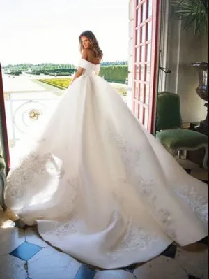 Simple Off The Shoulder Boho Lace Bridal Dress