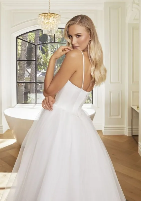Size 12 Casablanca 2567 Hepburn Ivory Gown