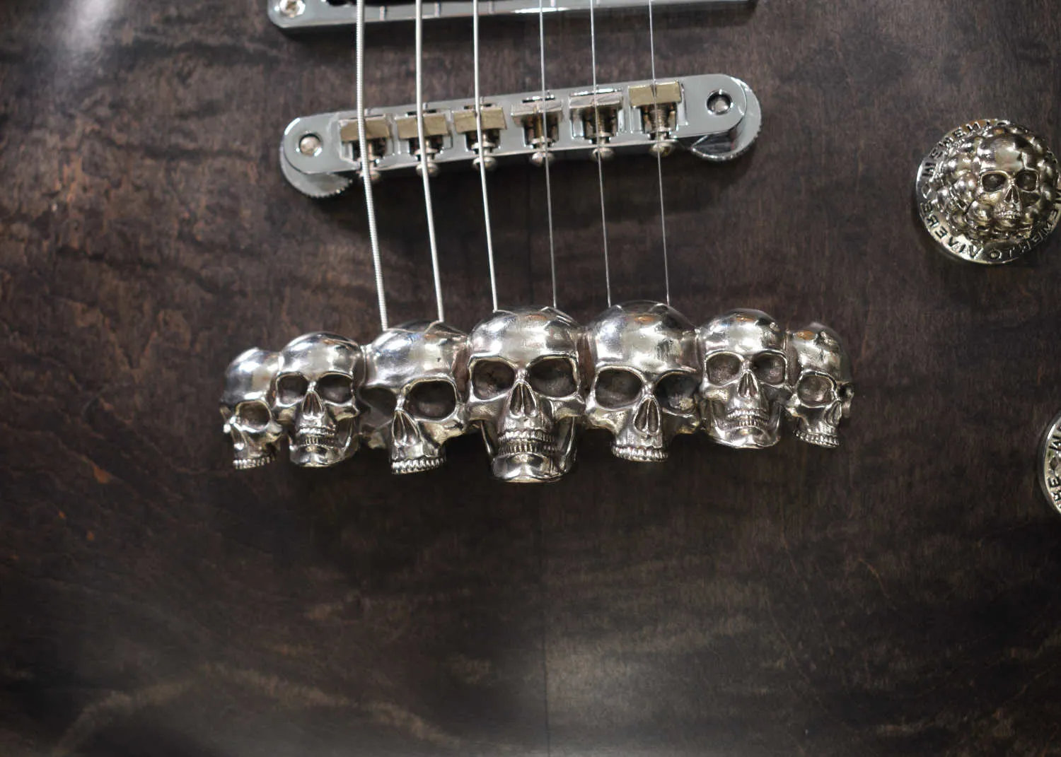 Skull Tailpiece