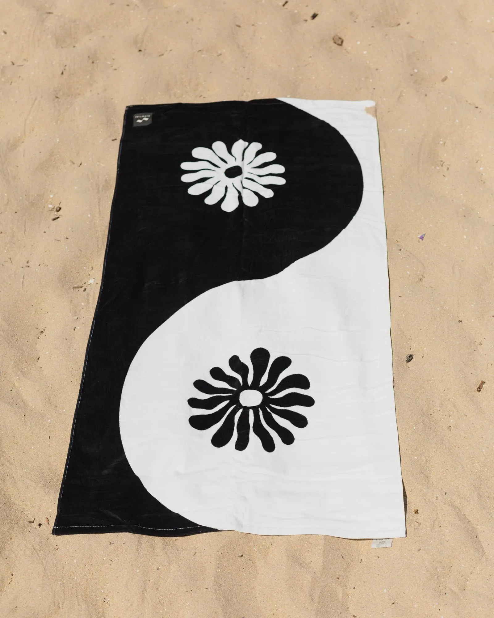 Slowtide Beach Towel- Botanical Balance