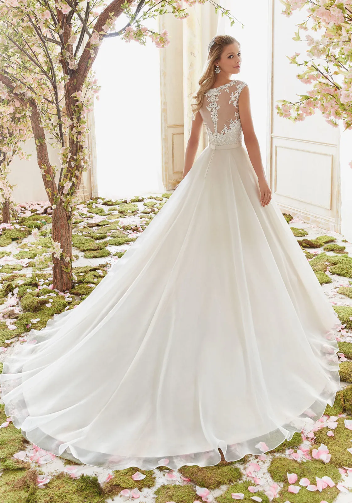 Style 6836