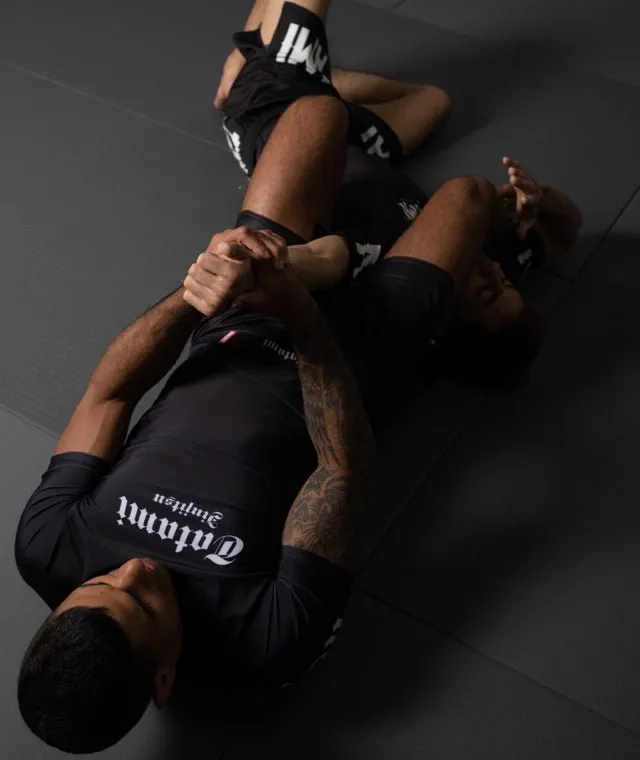 Tatami® Gothic Short Sleeve Rash Guard