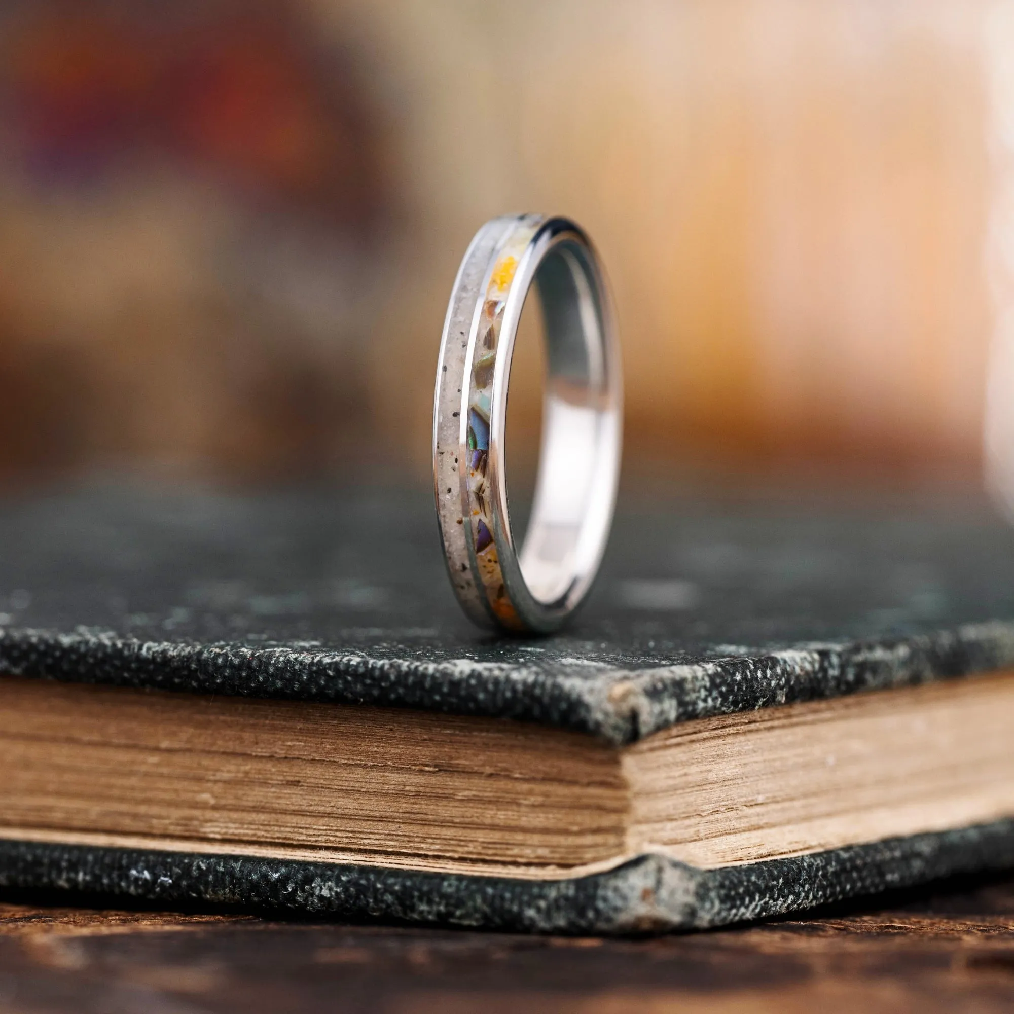 The Beach Comber | Women's Silver Wedding Band with Abalone Shell, Orange Oyster Shell & Sand