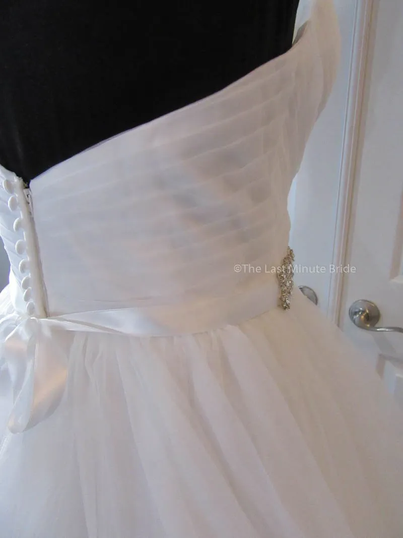 The Last Minute Bride Style Nicole