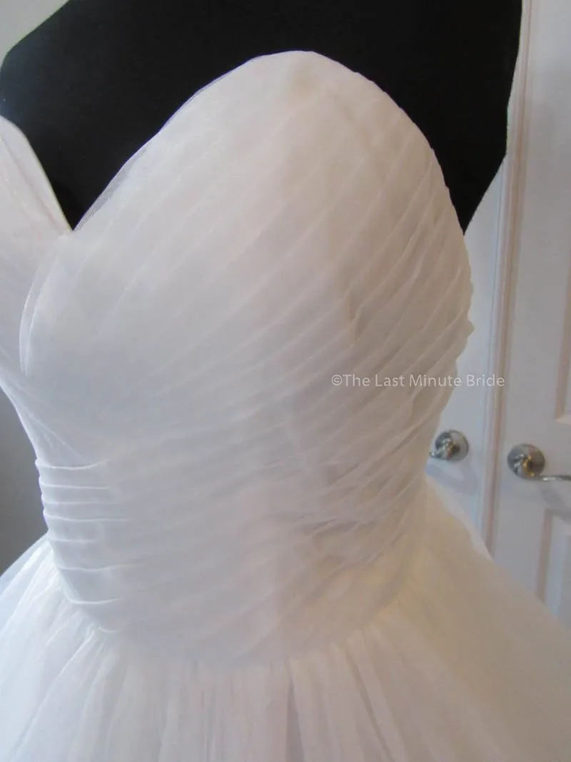 The Last Minute Bride Style Nicole