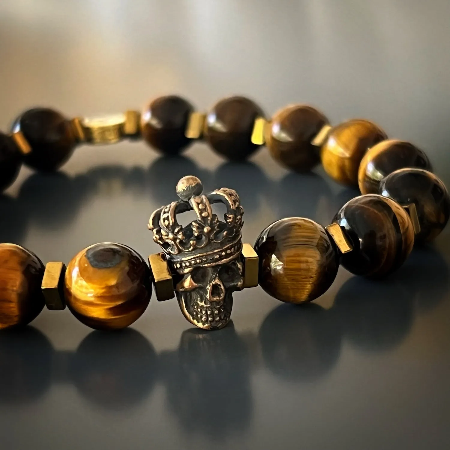 Tiger's Eye Stone Beaded King Skull Charm Bracelet