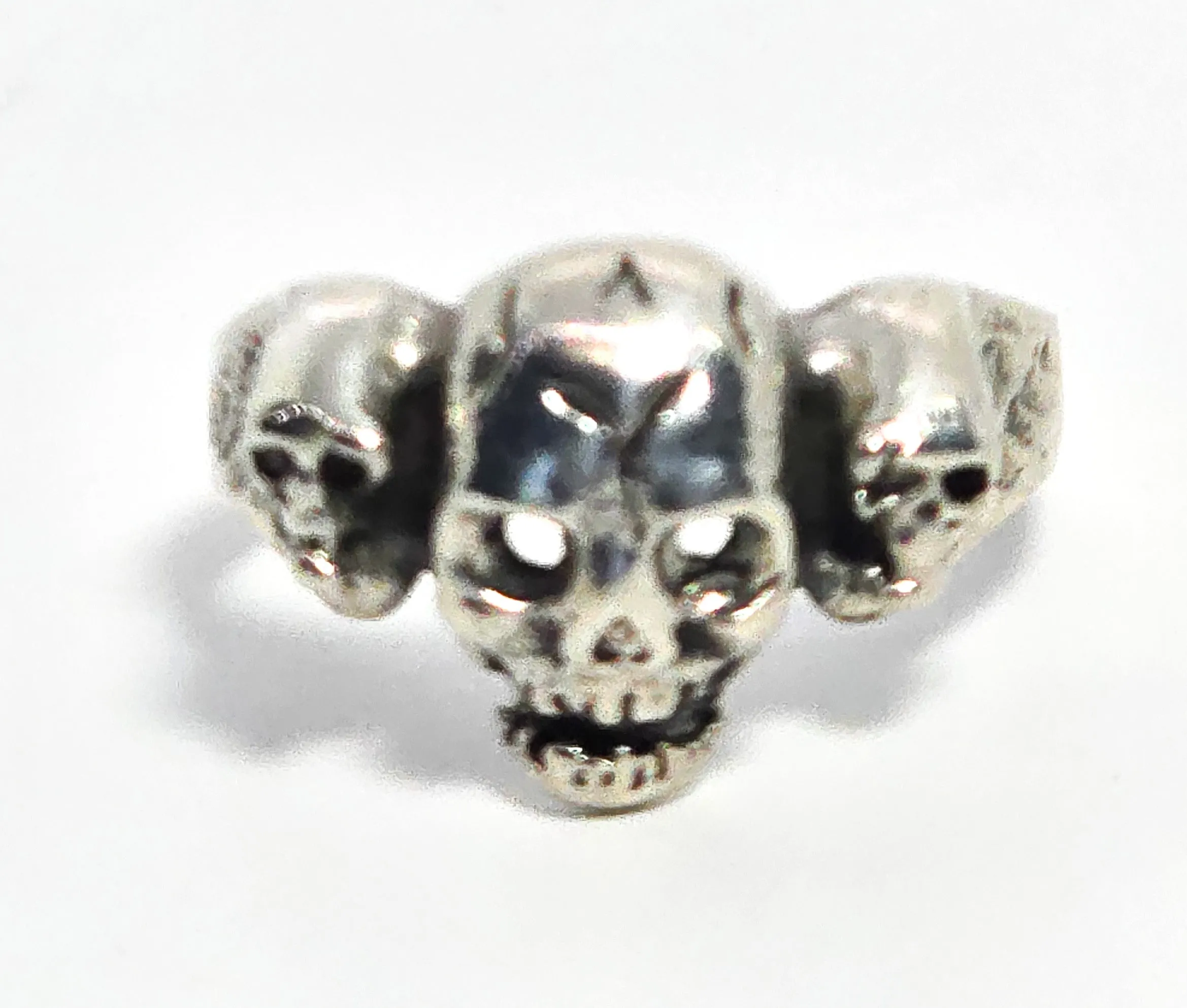 Triple skull head vintage solid sterling silver retro biker gothic ring size 7