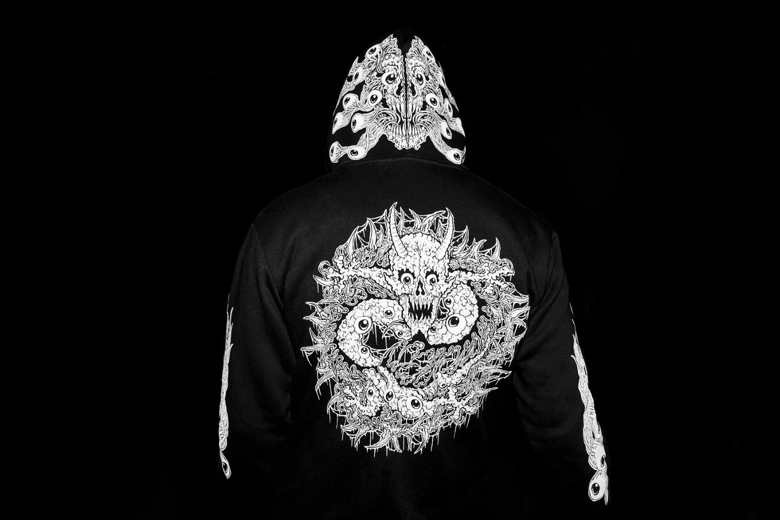 [UNISEX] RAFEL DELALANDE X LOCO MOSQUITO DRAGON SKULL HOODIE