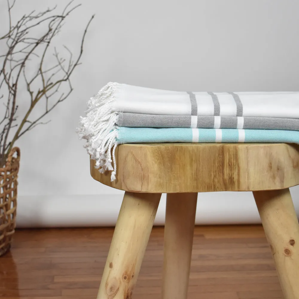 White with Grey Bath Towel – Antiochia Collection